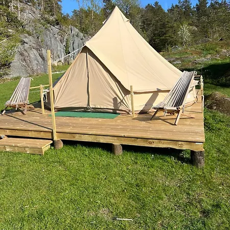Hommen Gard Glamping Risor