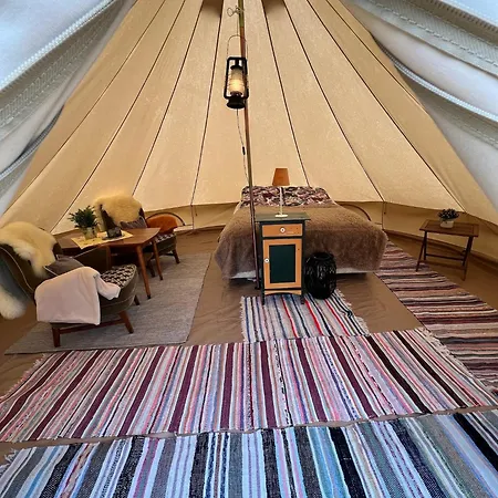 Luxury tent Hommen Gard Glamping *
